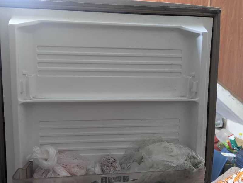 Dawlance Refrigerator 8