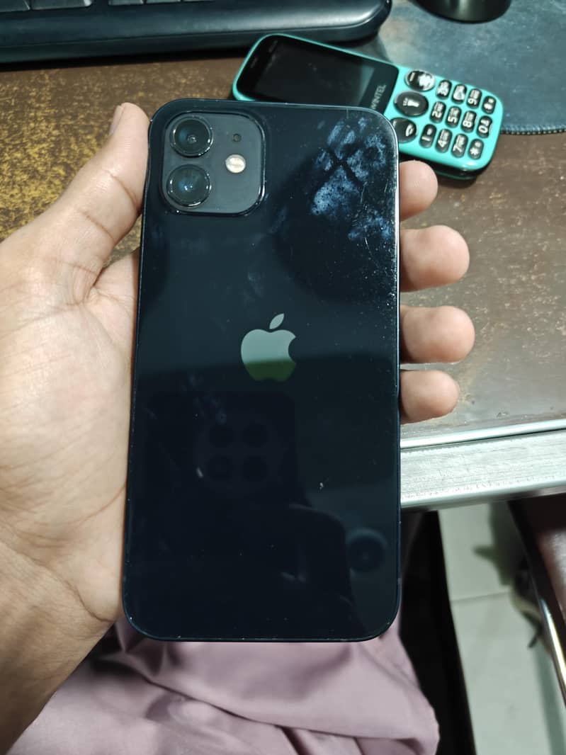 Apple iPhone 12 2