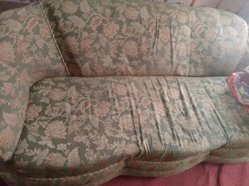 5 sattris sofa 4