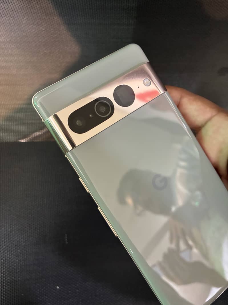 Google Pixel 7 Pro 2