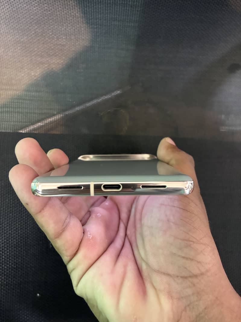 Google Pixel 7 Pro 4