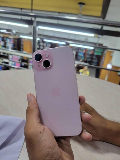 Apple iPhone 15