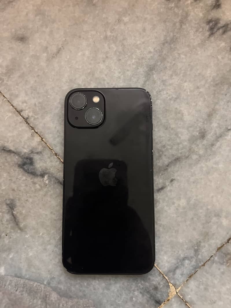 Apple iPhone 13 3