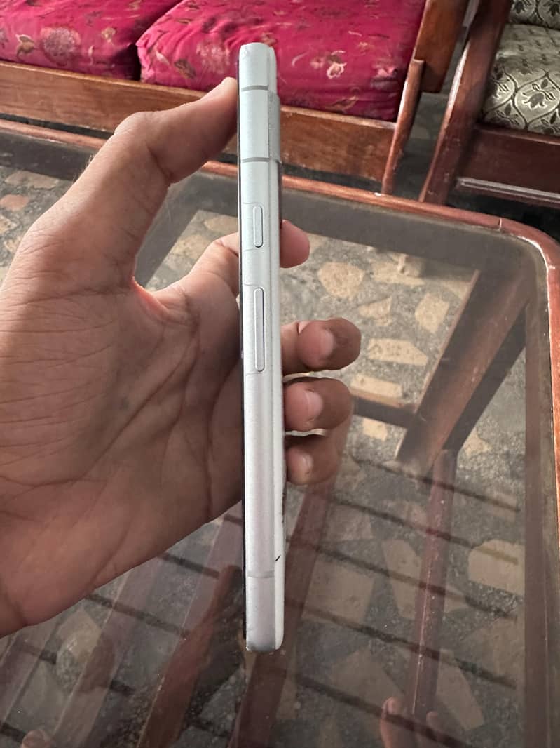 Google Pixel 7a 3