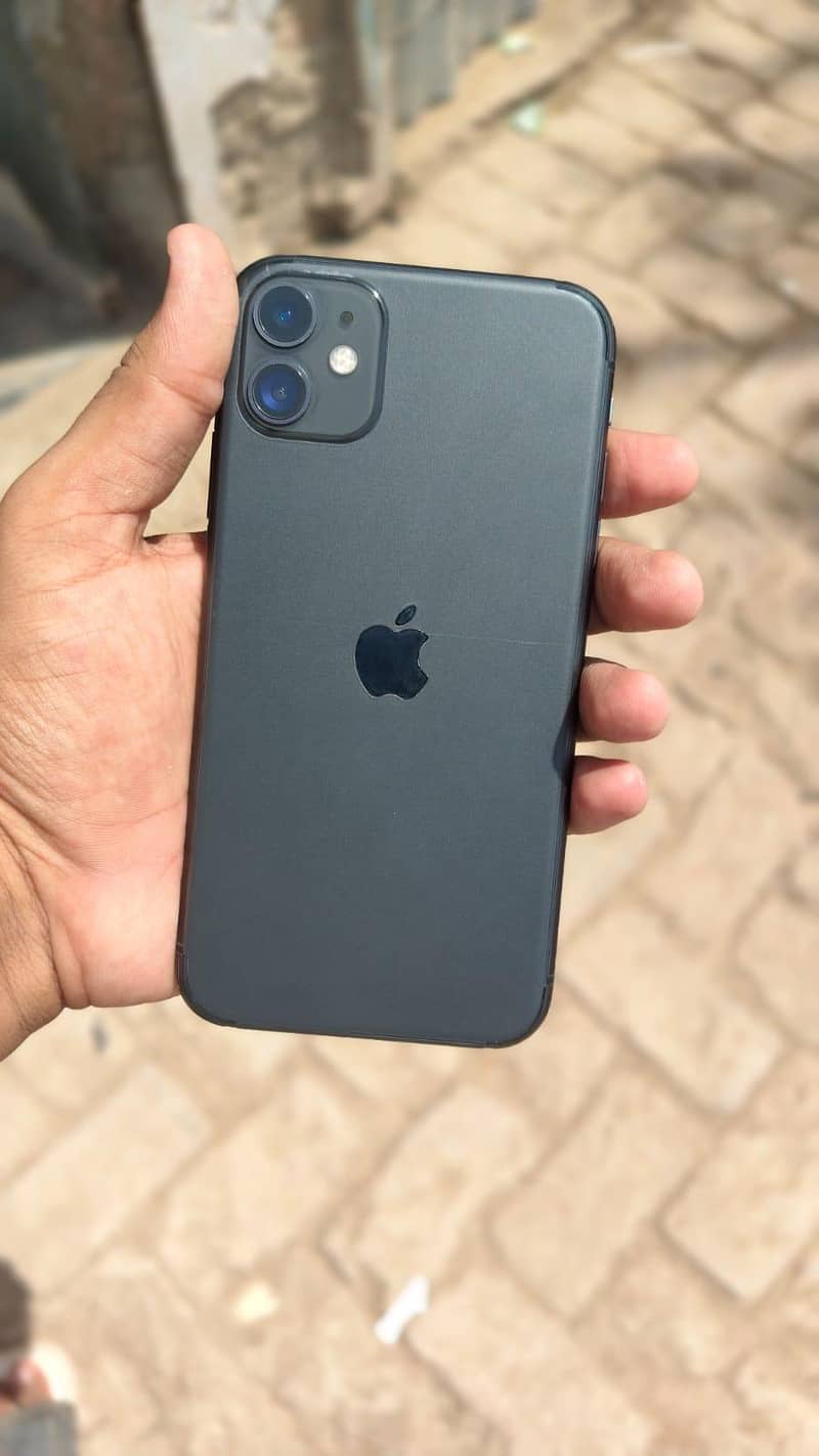 Apple iPhone 11 0