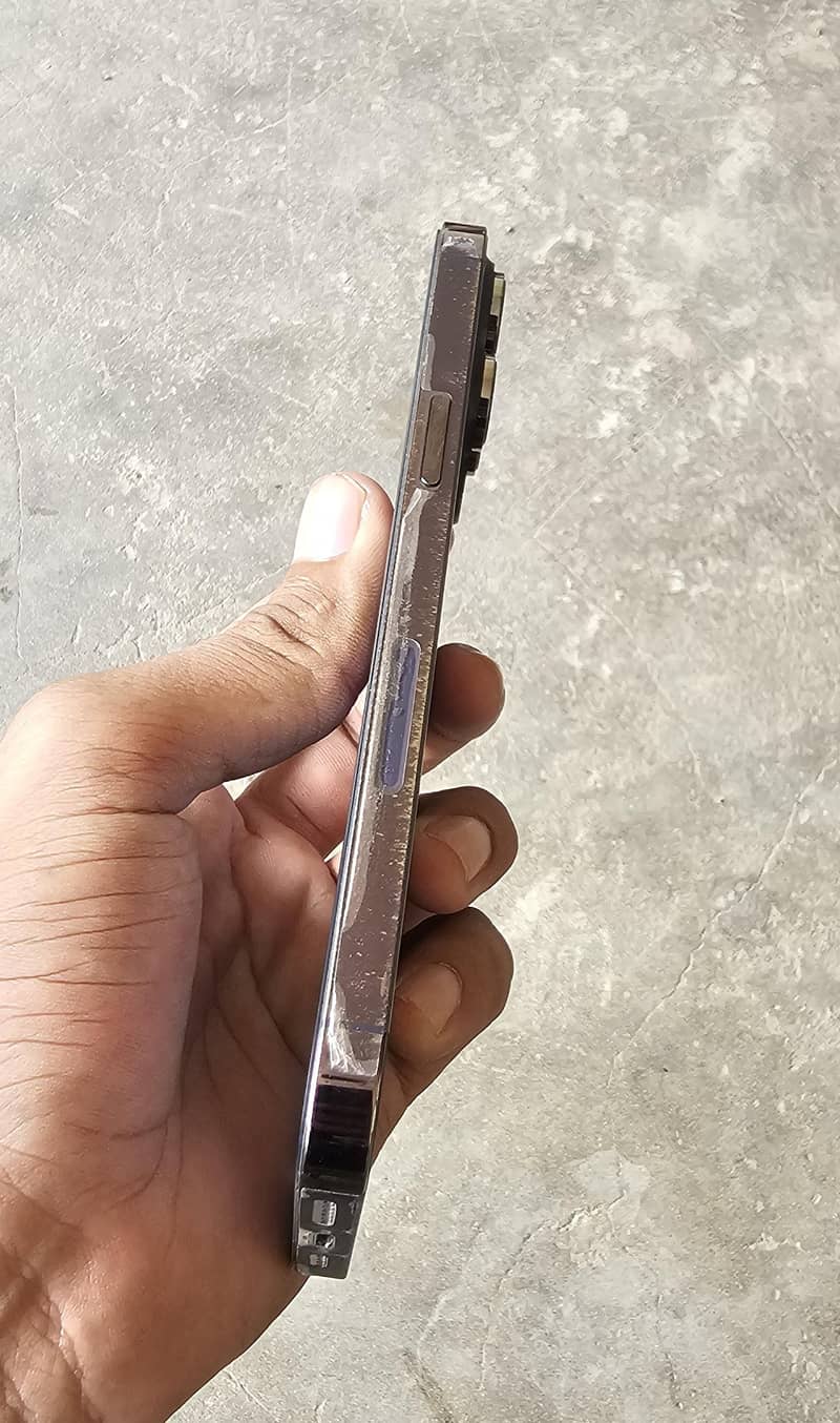 Apple iPhone 14 Pro Max 5