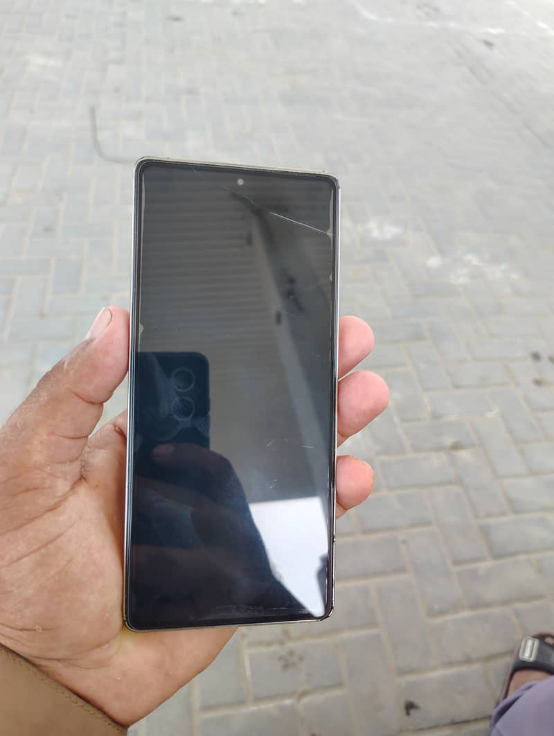 Infinix Note 40 5