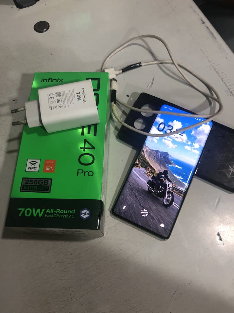 Infinix note 40 Pro 7