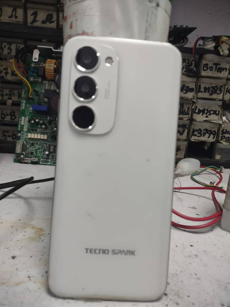 Tecno Spark Pro 1