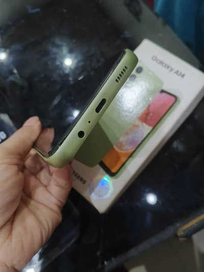 Samsung Mobile A14