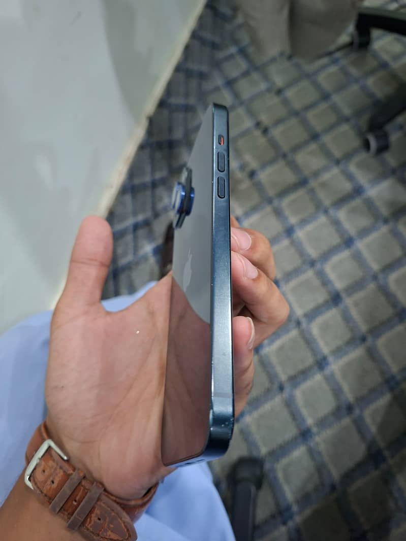 Apple iPhone 14 plus 1