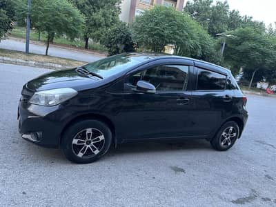 Toyota Vitz 2013