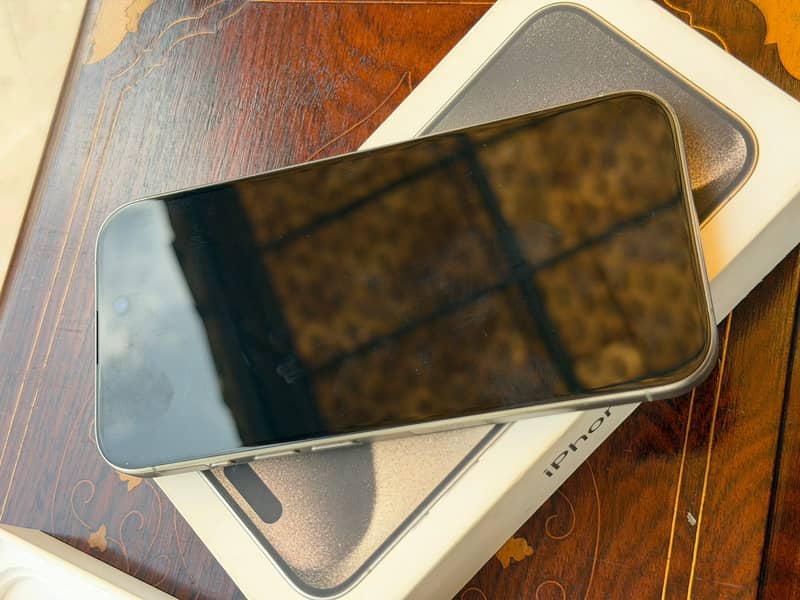 Apple iPhone 15 Pro 2