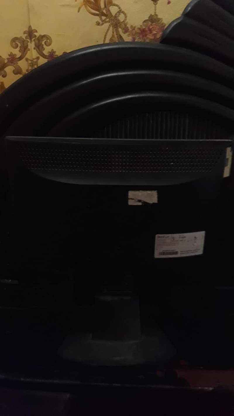 16 inch LCD for computer 1