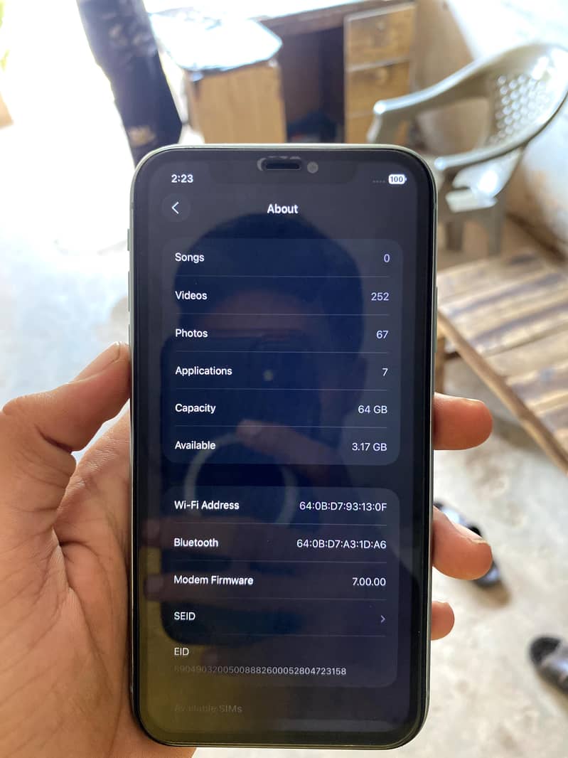 Apple iPhone 11 7