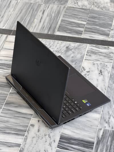 Acer PREDATOR HELIOS NEO 18 - 5070 TI - Ultra 9 - 32GB