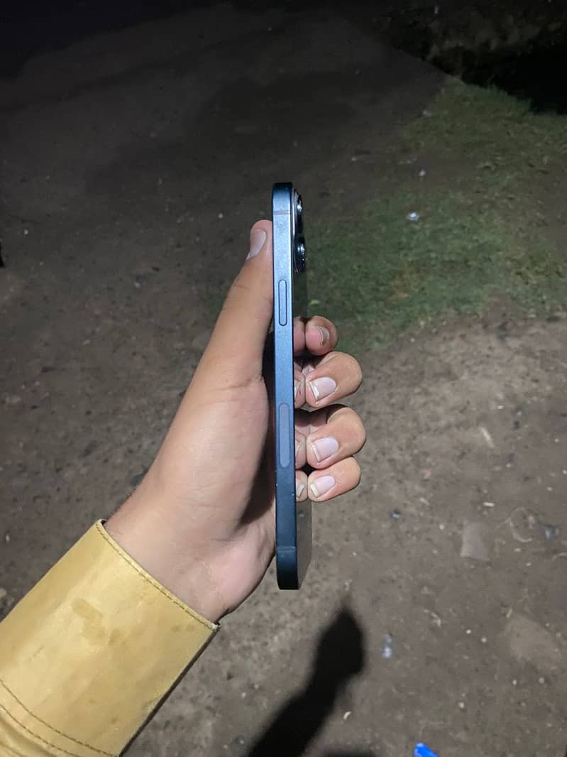 Apple iPhone 14 plus 1