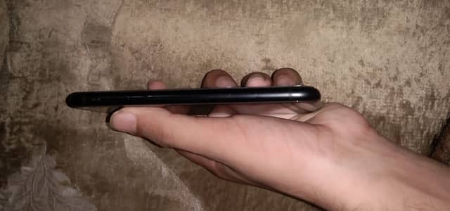 Apple iPhone XR