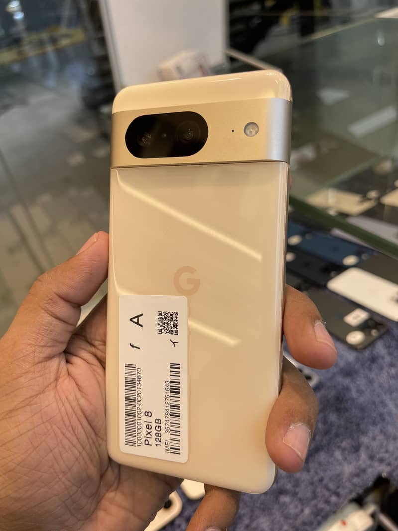 Google Pixel 8 2
