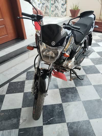 Yamaha YBR 125 perfect from all sides everything okay