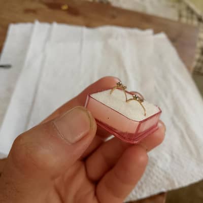 gold earrings for sale