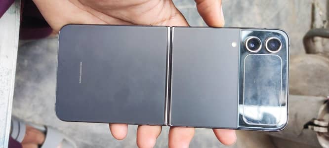 Samsung Mobile Z Flip 4