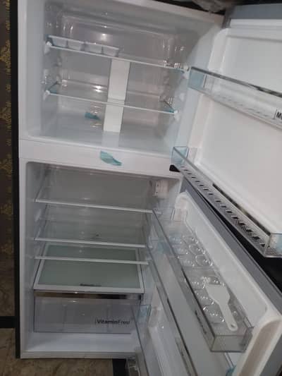 Dawlance Refrigerator - Inverter Technology - Avanti+
