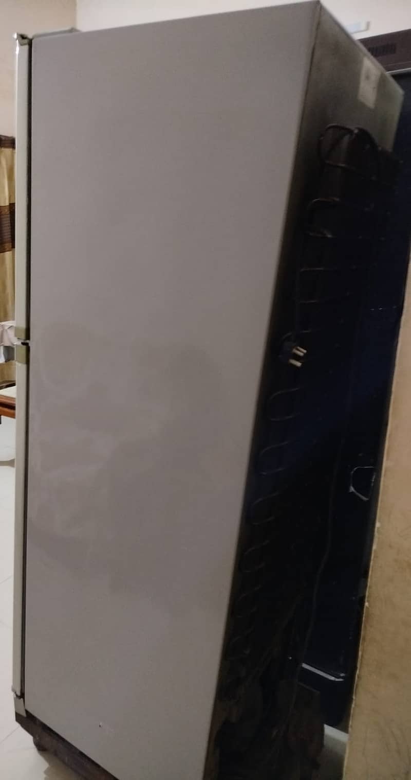 Scratch Less Refrigerator 1