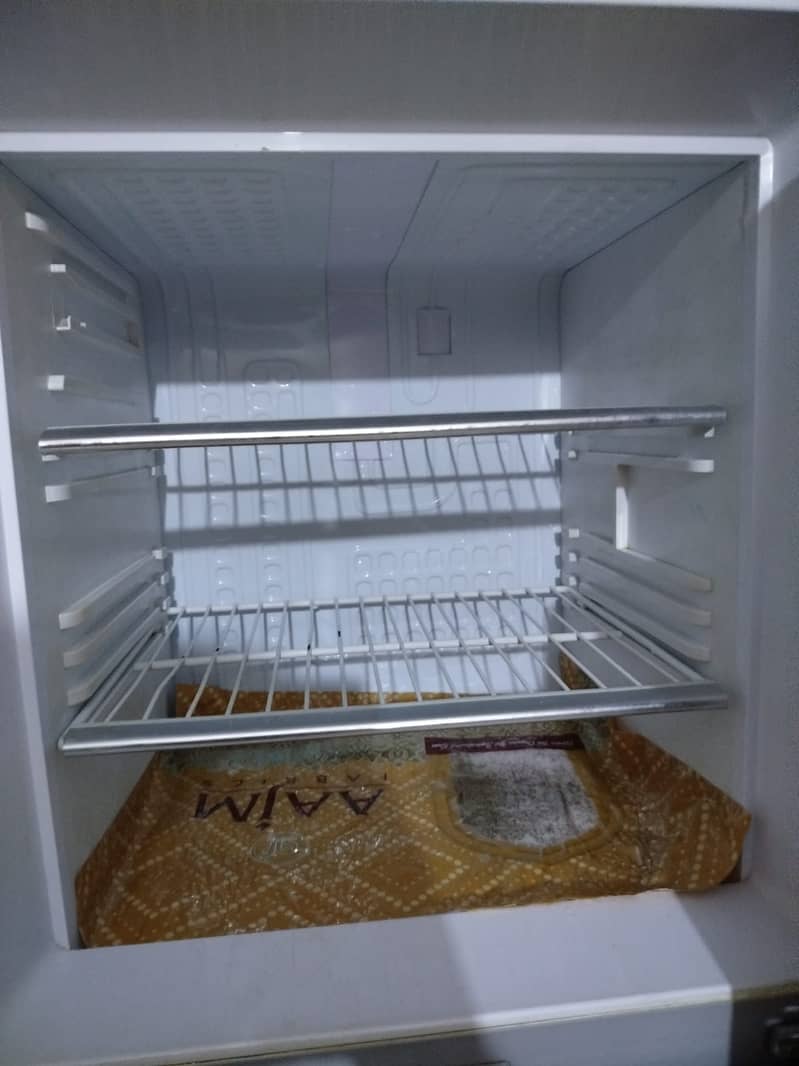 Scratch Less Refrigerator 2