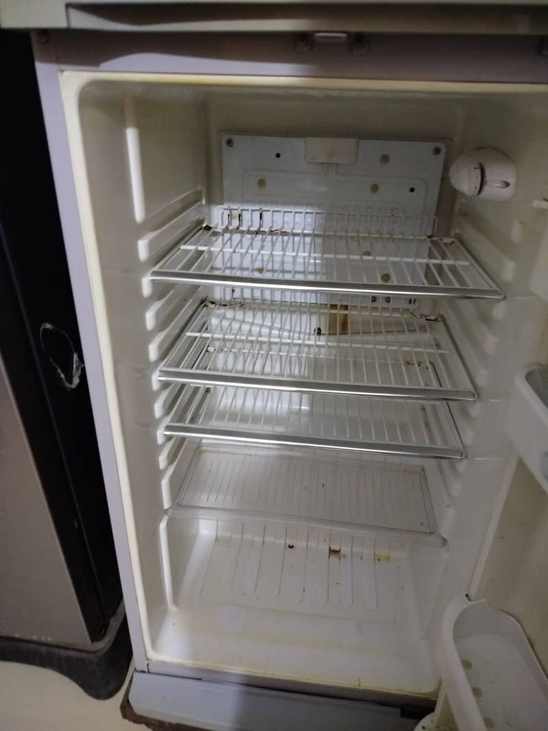 Scratch Less Refrigerator 3