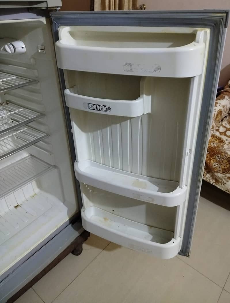Scratch Less Refrigerator 4