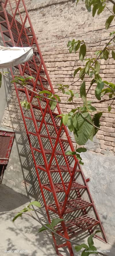 Iron Stair / Iron Stairs – 16 Steps