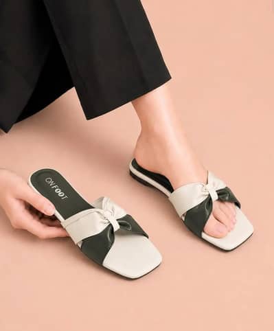Women's Dual Tone Knot Flat Sandals - 079 - Green & White