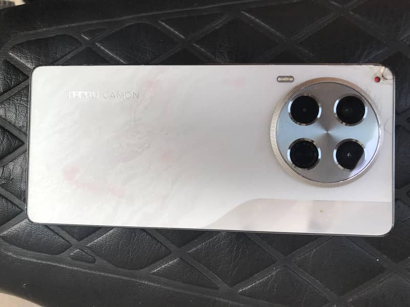 Tecno CAMON 30 Premier 3