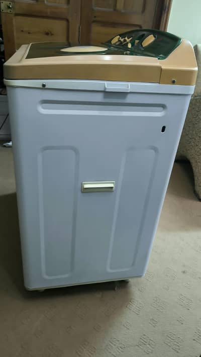 Twin tub Dawlance washing machine
