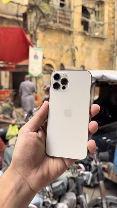 iPhone 12 Pro Max