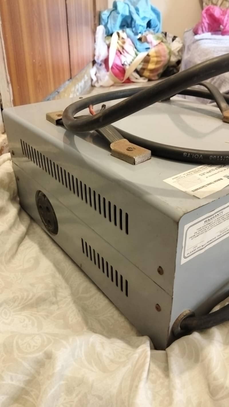 stabic Stabilizer 5000 watts 3