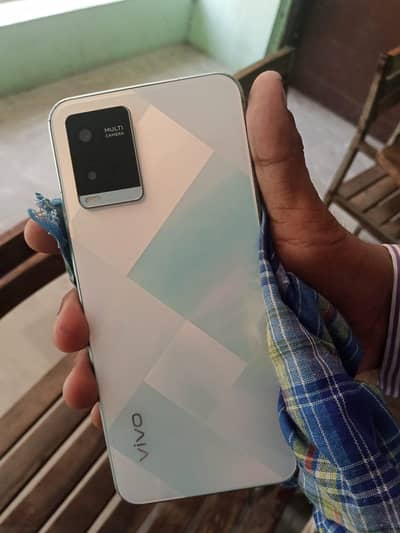 Vivo Y21