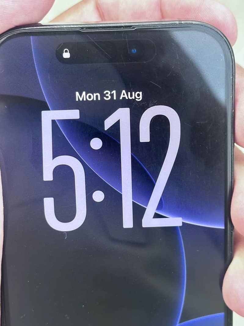 Apple iPhone 16 Pro 6