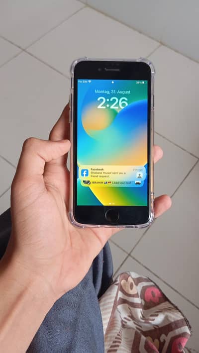 Apple iPhone 8