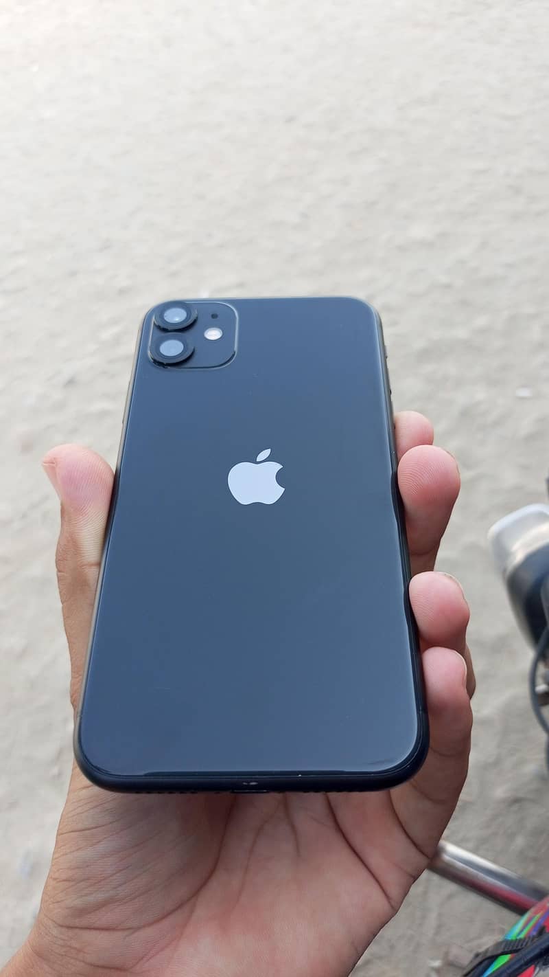 Apple iPhone 11 0