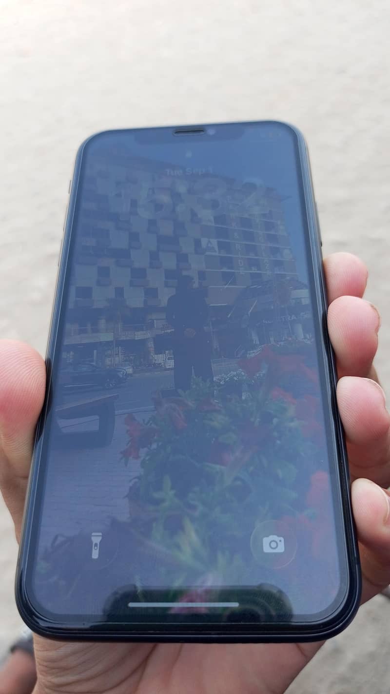 Apple iPhone 11 1