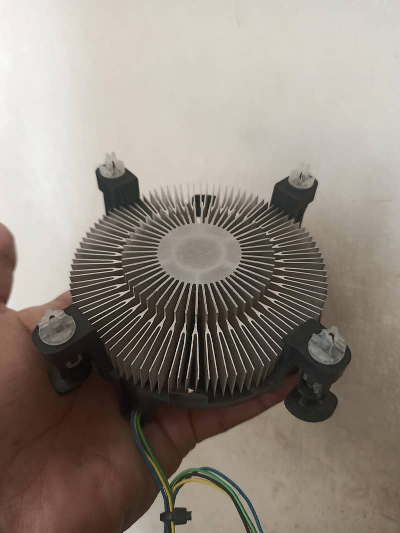 Intel Original Stock CPU Cooler – System Pulled 1