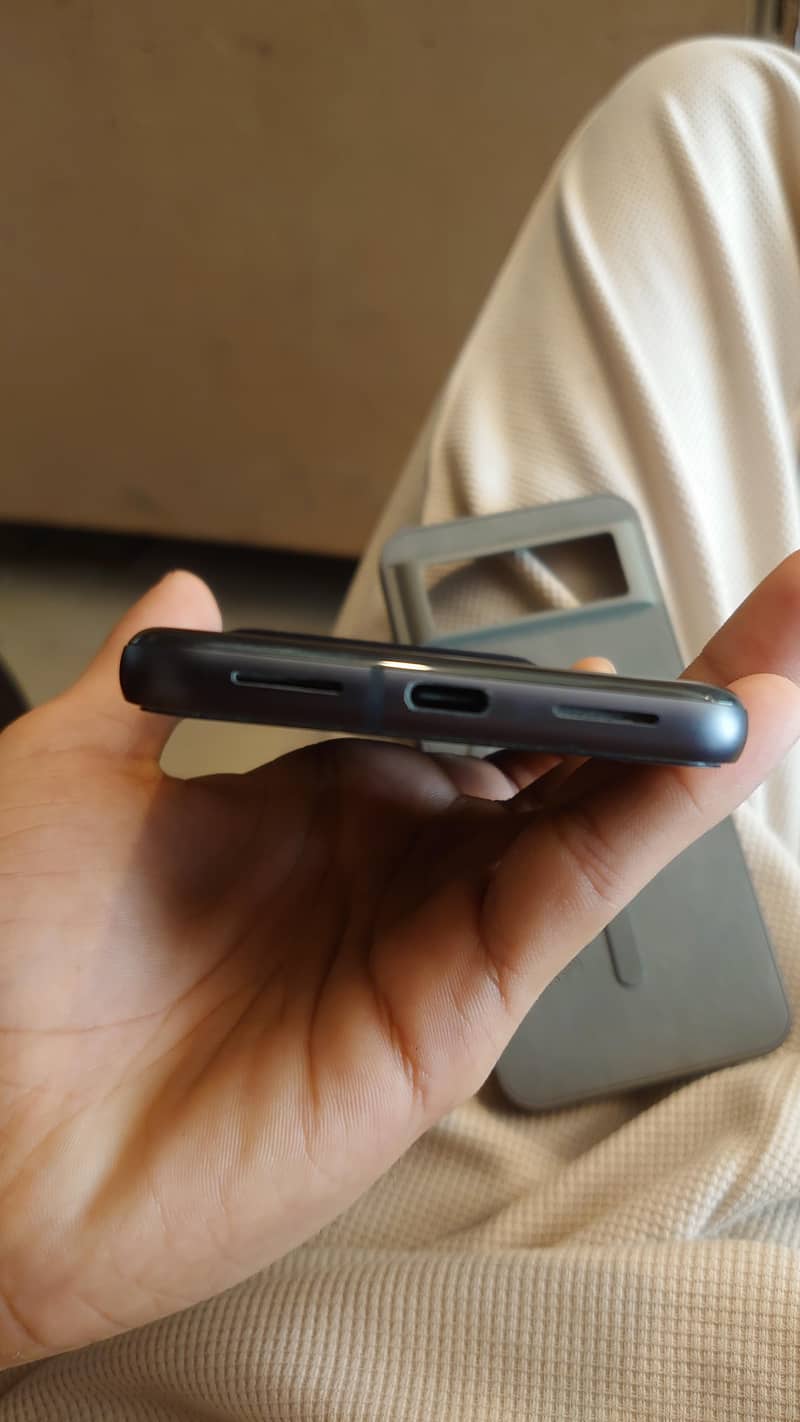 Google Pixel 8 2