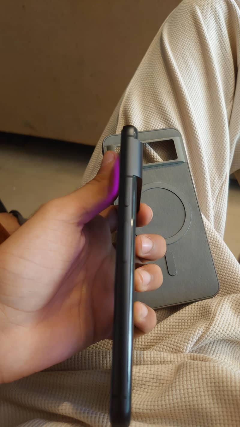Google Pixel 8 6
