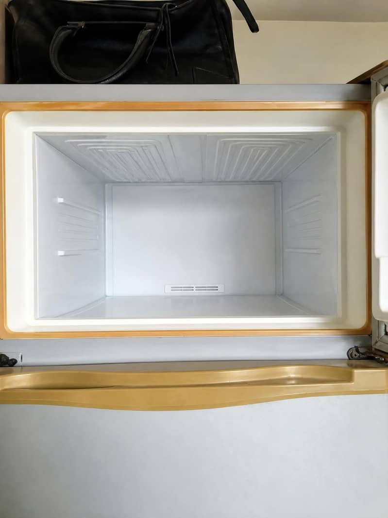 refrigerator 4