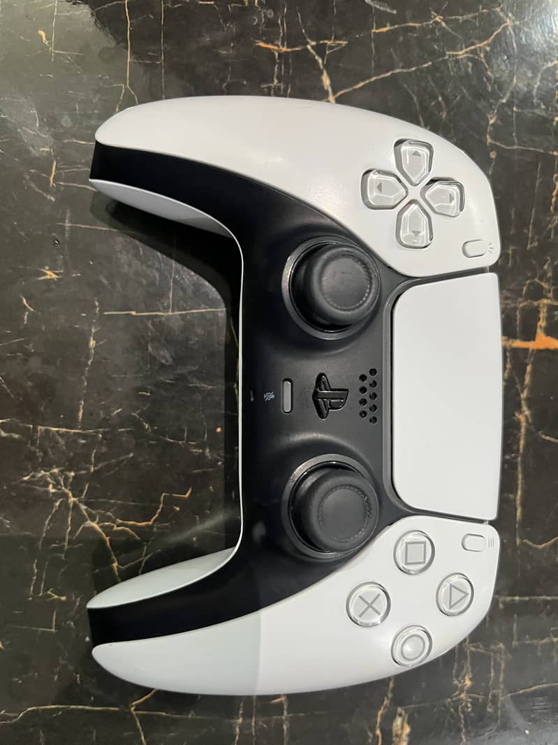 PS5 DualSense Wireless Controller – Original – 9/10 Condition 1