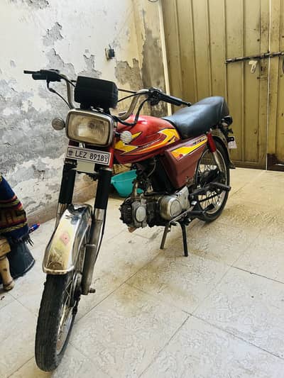 urgent sale Road prince 70cc only call 03147097678