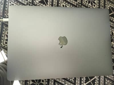 MacBook pro 2017 charging port issue.