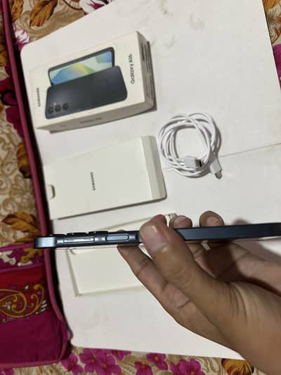 Samsung Mobile A16 8/256 with Box